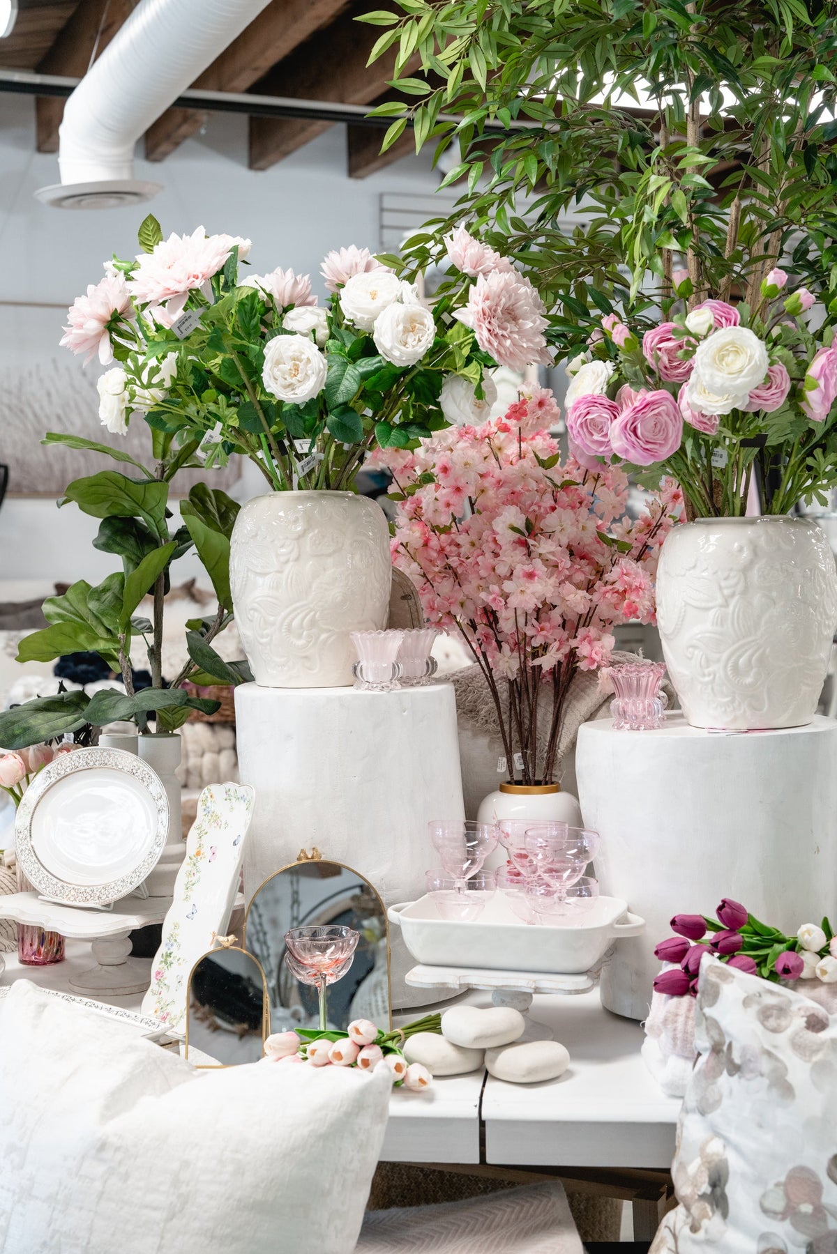 Decorating with Faux Florals: Timeless Beauty That Lasts All Year
