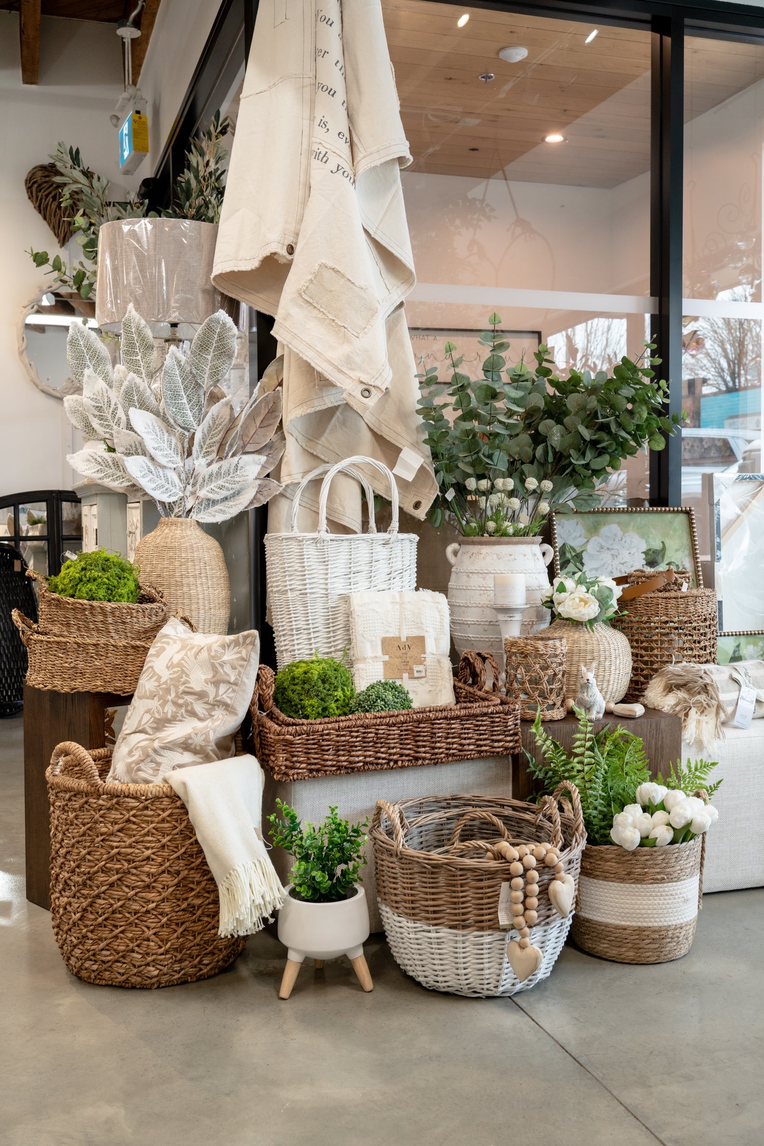 Welcome to (the new) Lotus & Lemongrass
