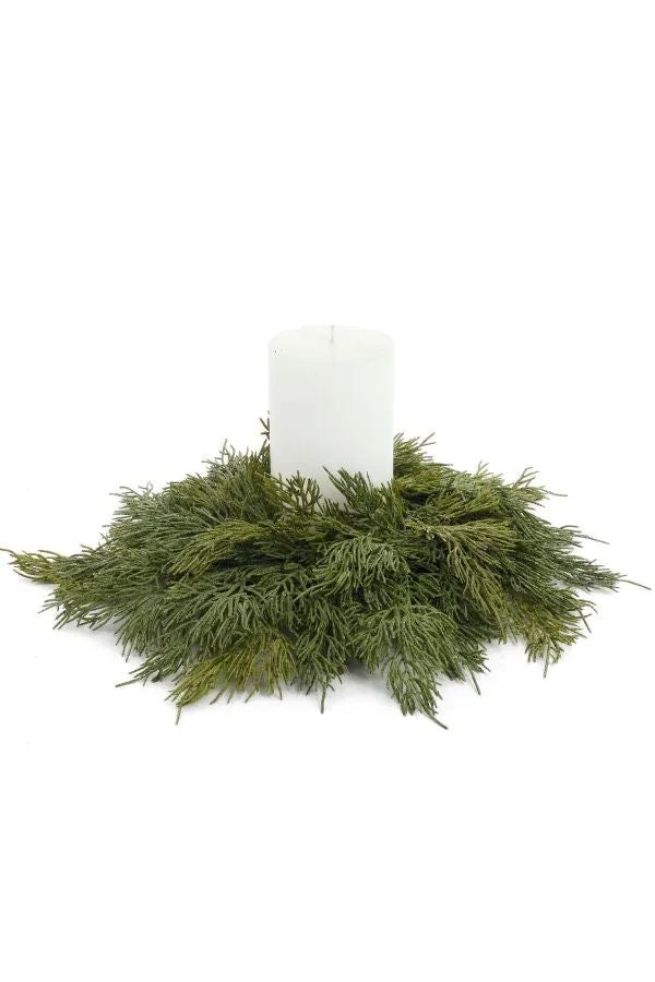 Cedar Candle Wreath 14"