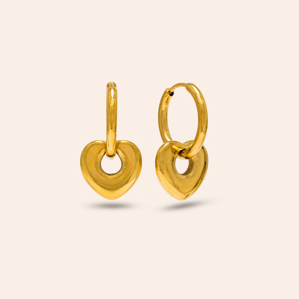 Lovers Tempo| Earrings Heart Charm Hoop Gold