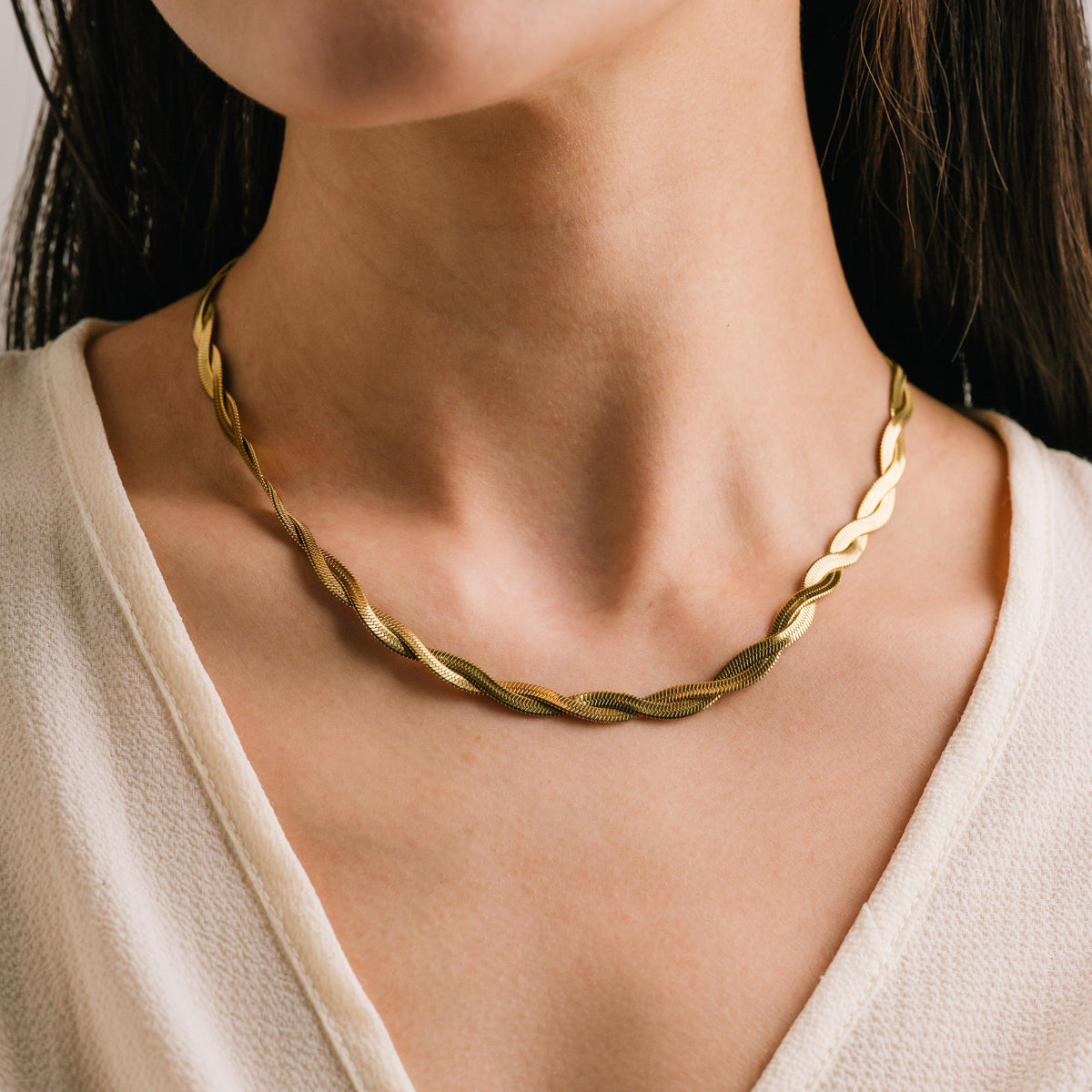 Lover's Tempo | Josie Twist Gold Necklace