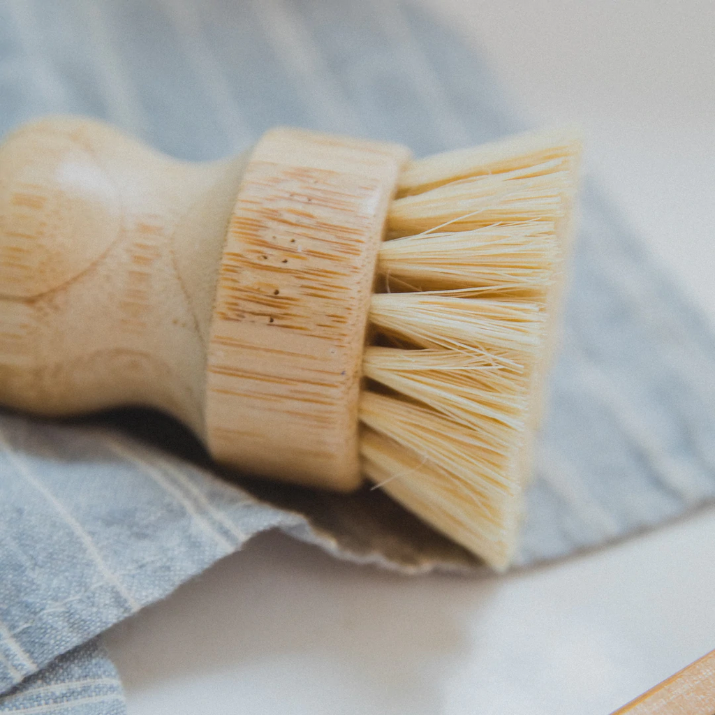 So Luxury | Natural Sisal Bamboo Brush