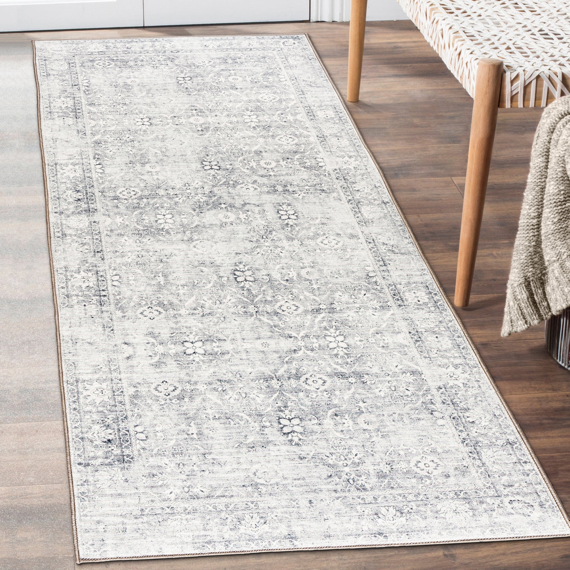 Realife | Noor Rug - Vintage Silver Ivory 3' x 5'
